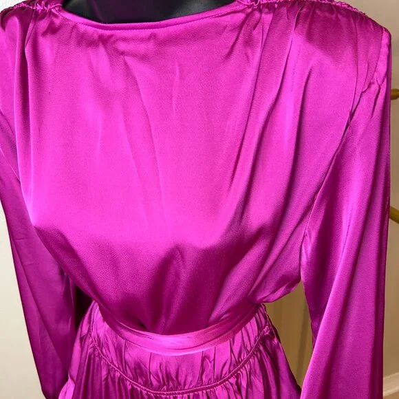 STRUT AND BOLT  SATIN MINI DRESS (L) - Picture 6 of 16